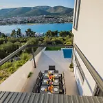 Vila Keli By Istrialux